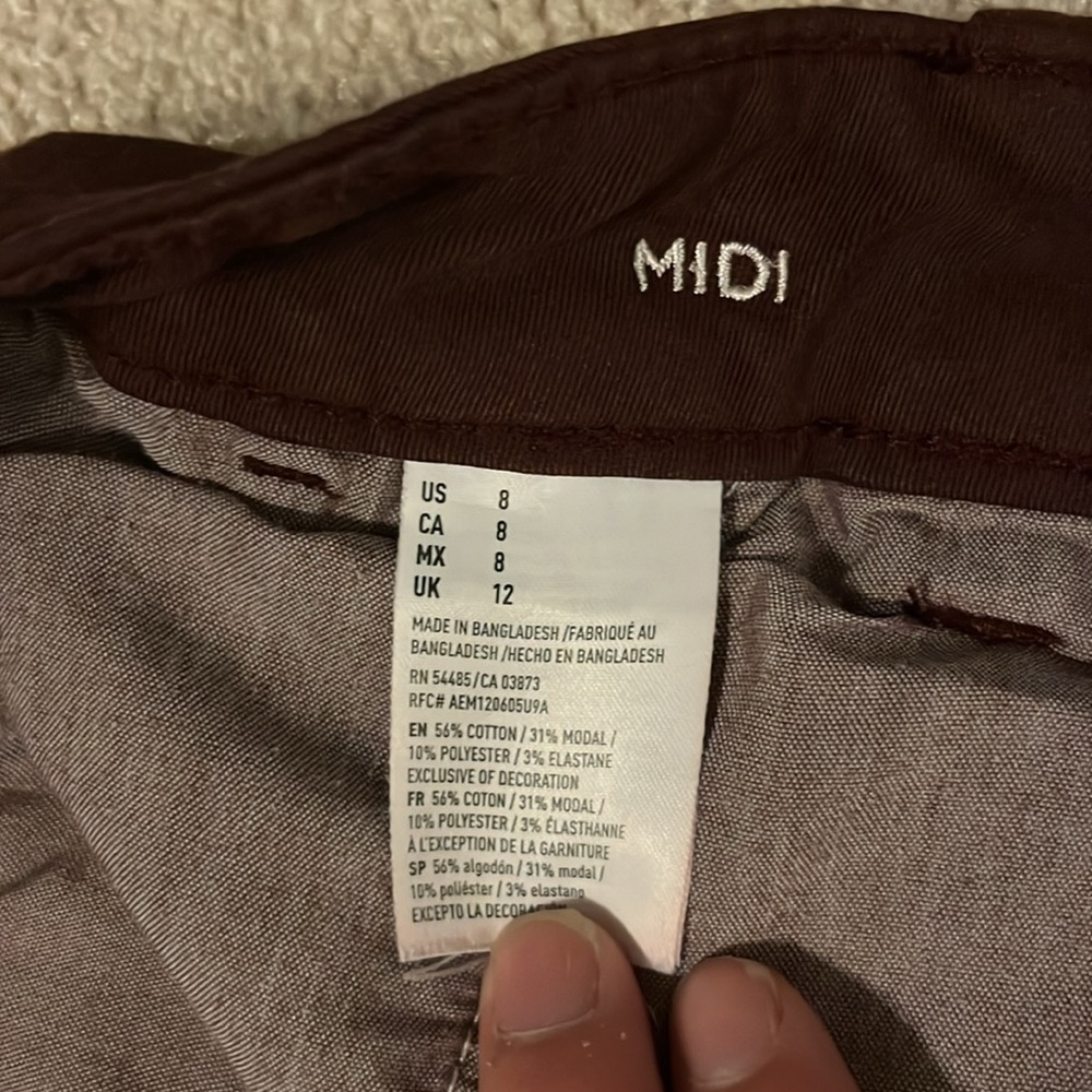 American Eagle Super Stretch Midi Shorts sz 8 - Picture 3 of 5